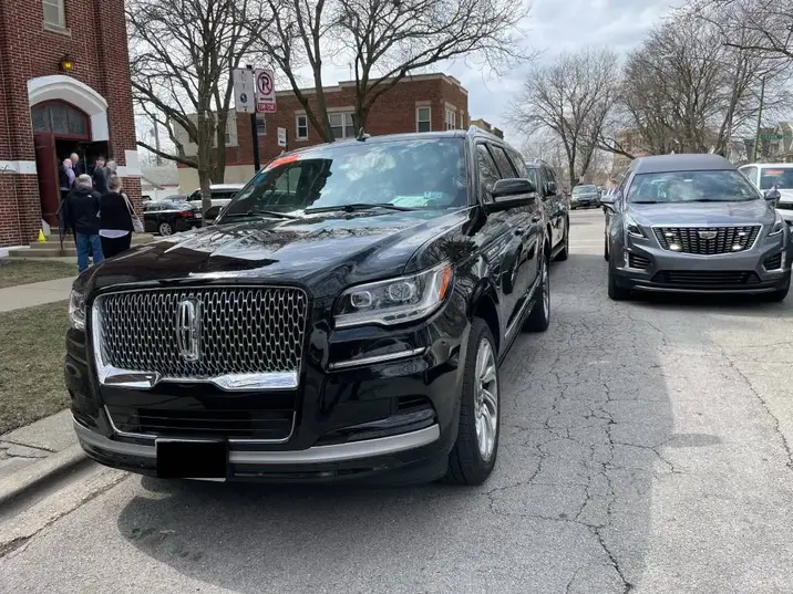 Limo Service Aurora IL